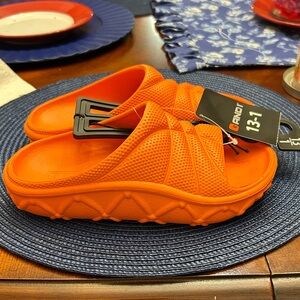 GINDI Kids Orange Sandals